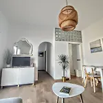 Palm Tree House Apartment *