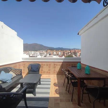 Palm Tree House Apartment