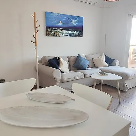 Palm Tree House Апартаменты *